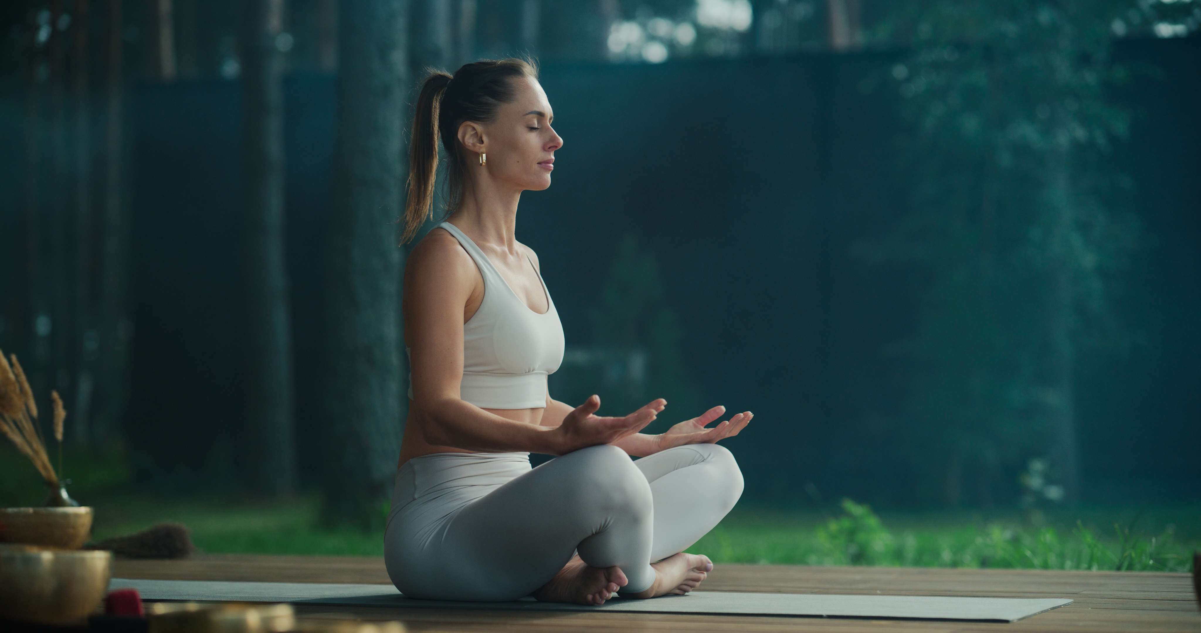 10 Science-Backed Benefits of Meditation
