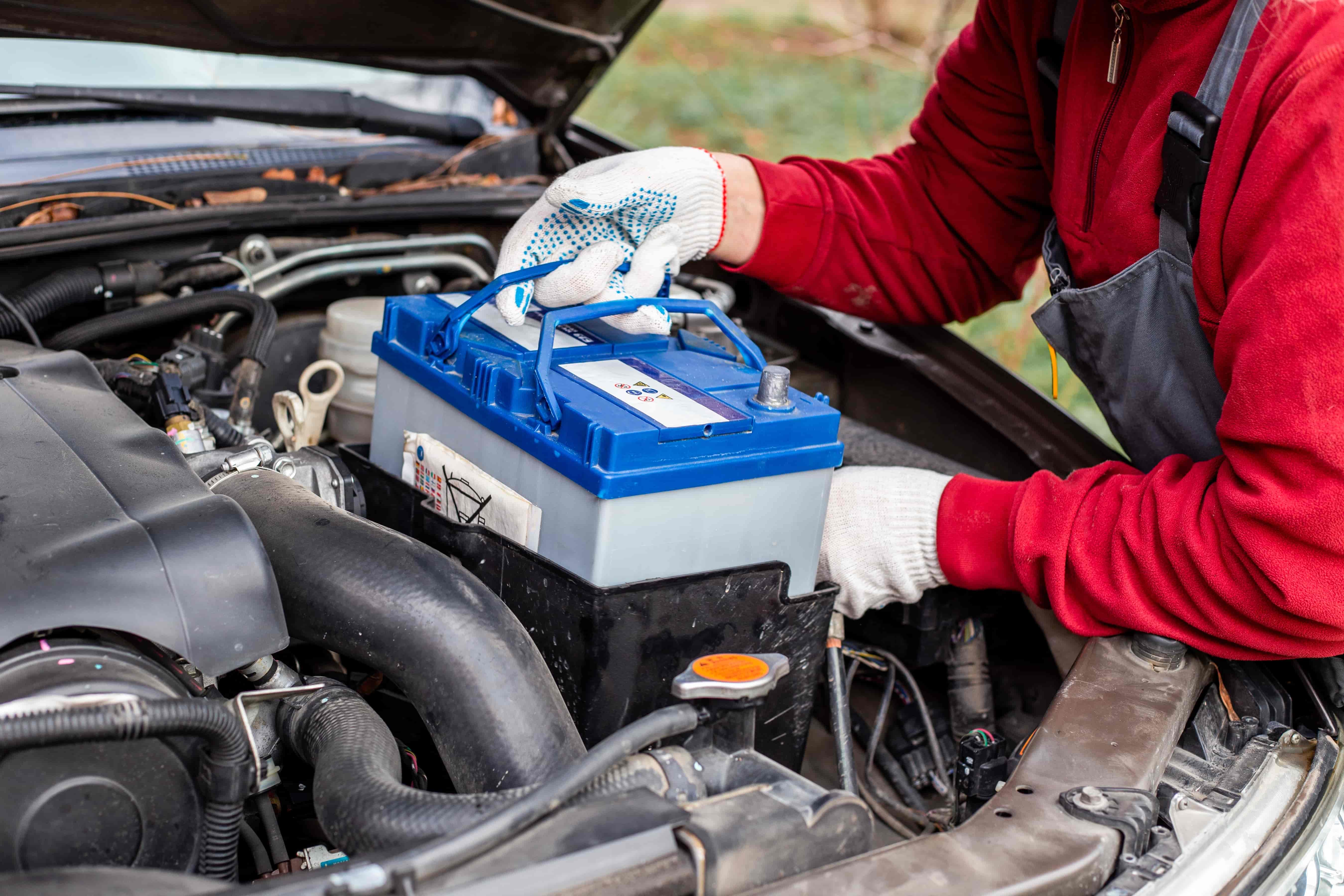 5 Signs Your Car Battery Is About to Die