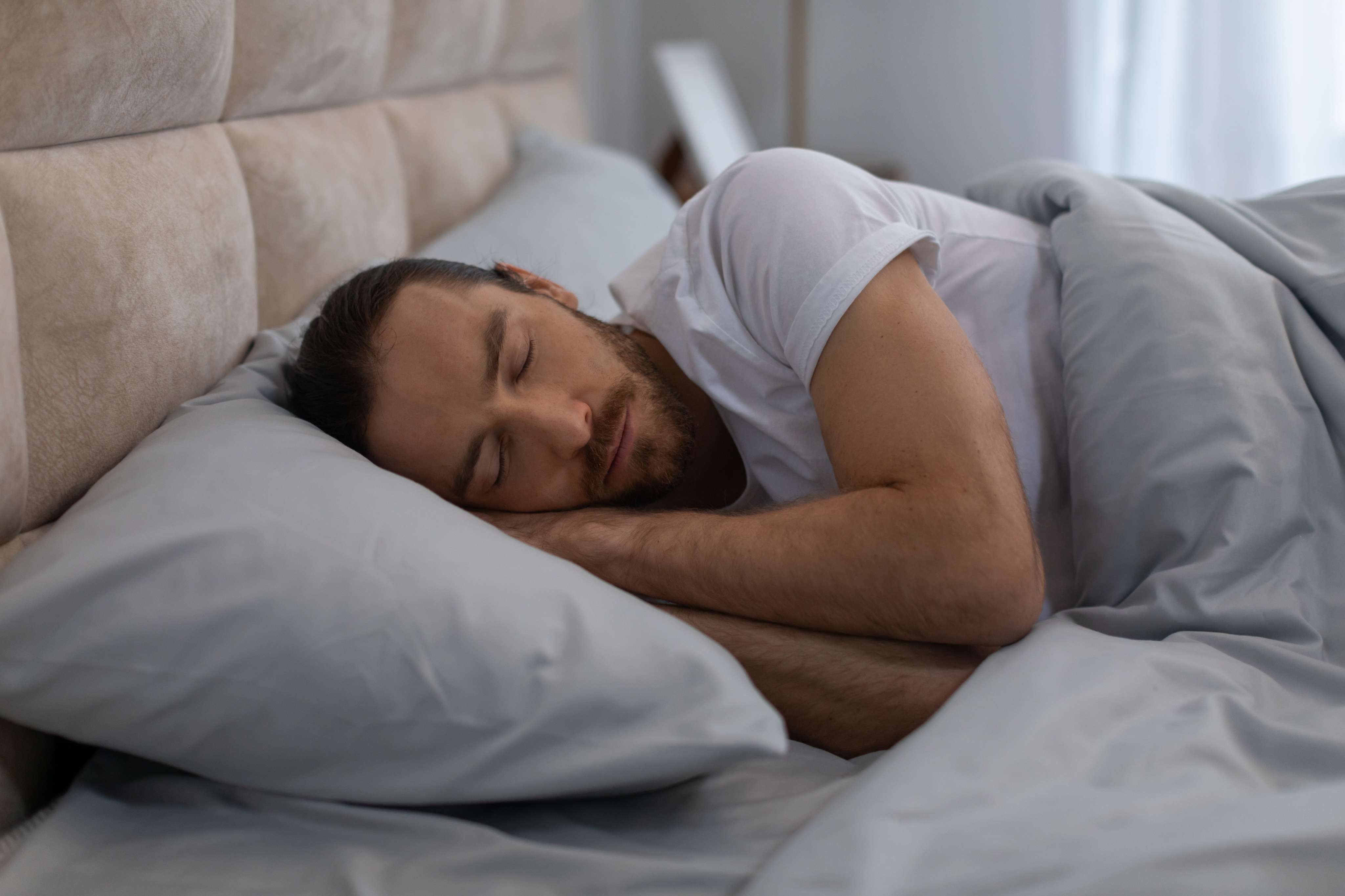 5 Natural Ways to Increase Melatonin for Deep Sleep