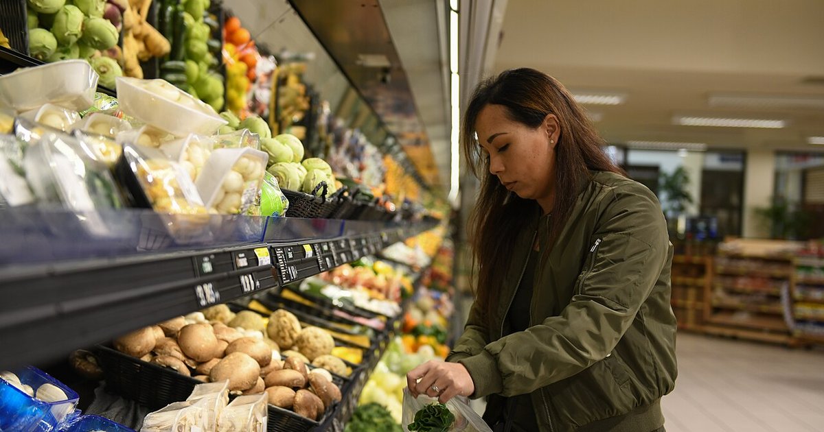 Grocery Shopping in the Age of Delivery Apps