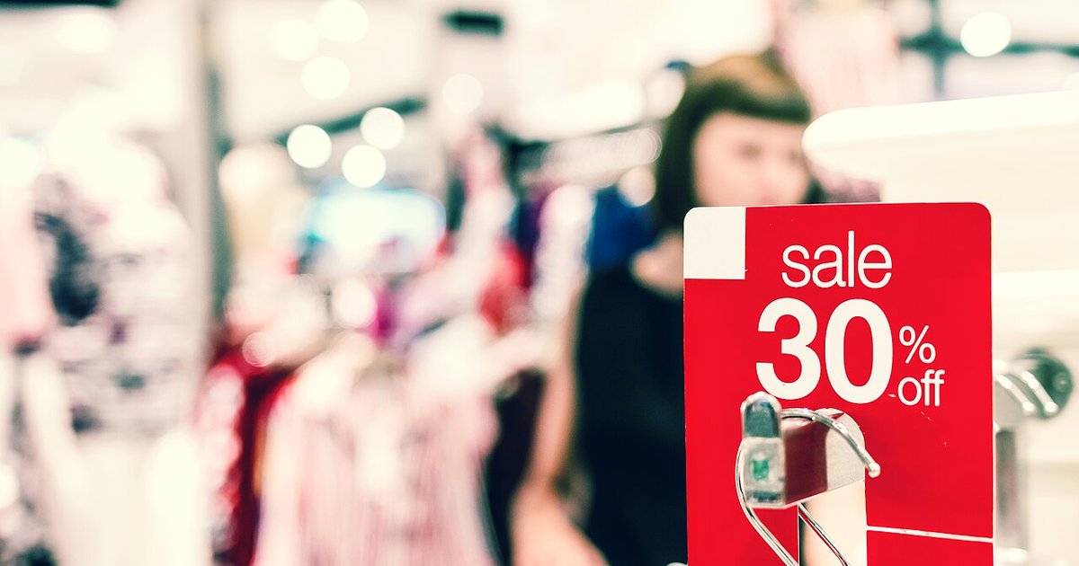 How to Find Real Discounts During Seasonal Sales