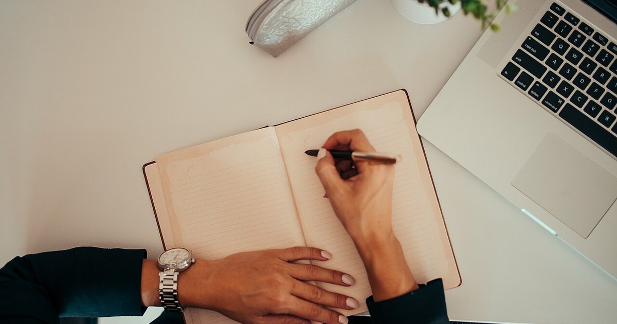 How to Set Up a Simple System for Paying Bills on Time