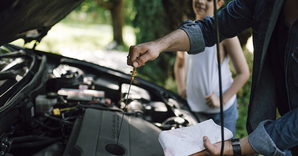 Simple Car Maintenance Tasks Every Driver Should Know